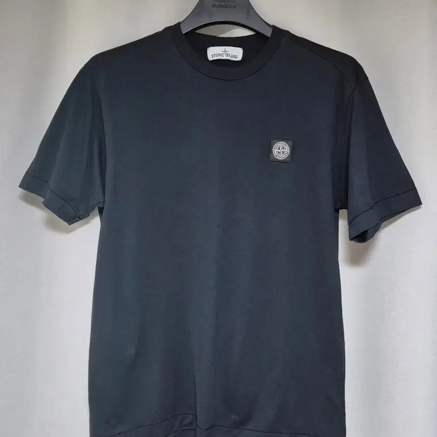 [BUNJANG] Stone Island Logo Patch T-Shirt Black M / 스톤아일랜드 로고 패치 티셔츠 블랙 M