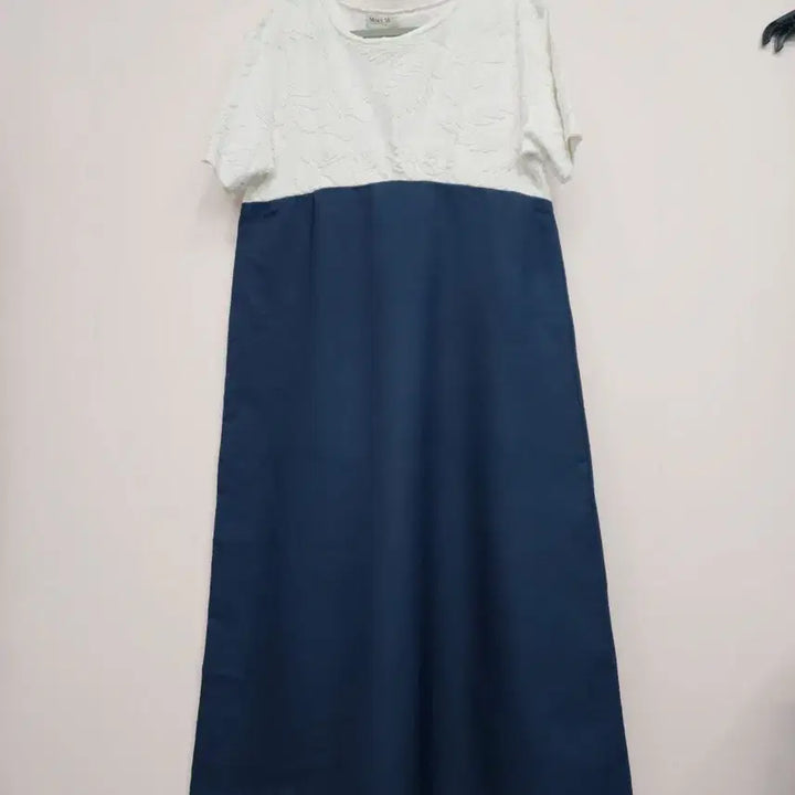 [BUNJANG] Mixxmix Color-Block Short-Sleeve Long Dress / 믹스미 배색 반팔 롱 원피스
