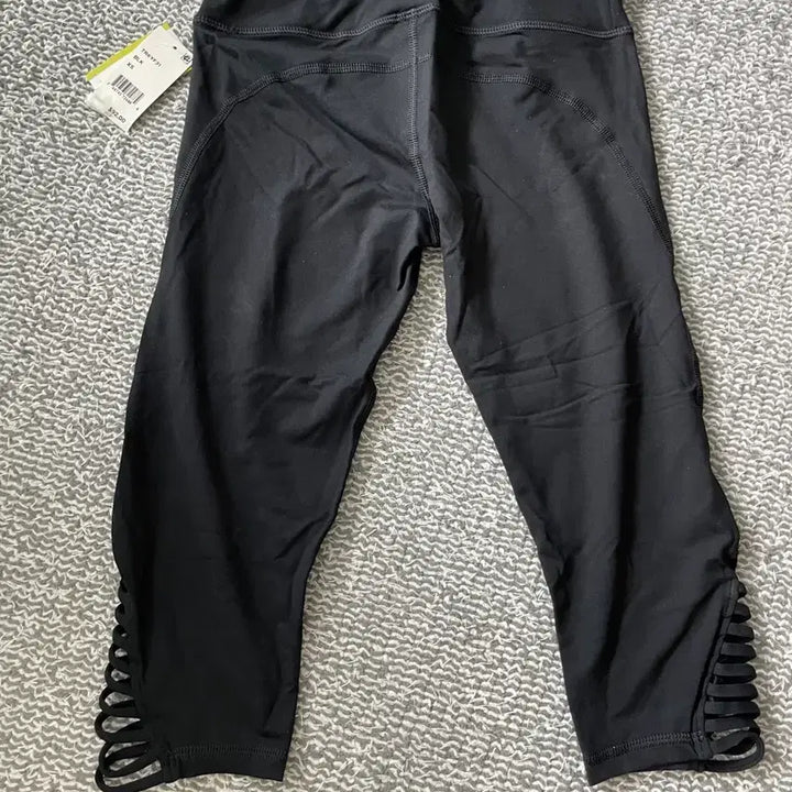 [BUNJANG] Trina Turk Black 7/8 Length Leggings XS / Trina Turk 검정색 7부 레깅스 XS