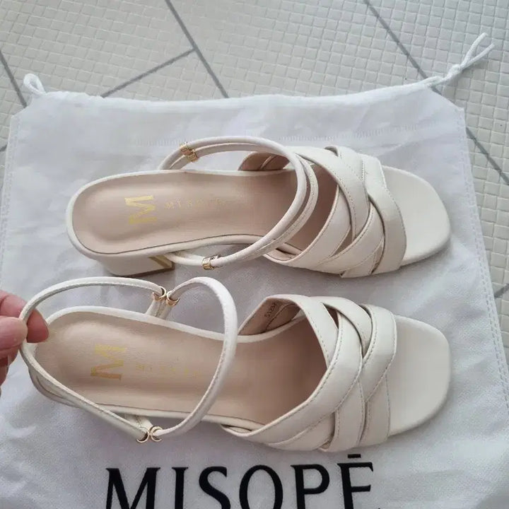 [BUNJANG] Miso-pe Two-way Strap Sandals 240 / 미소페 투웨이 스트랩샌들240