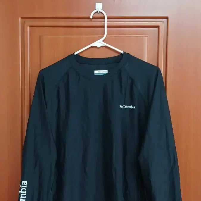 [BUNJANG] Columbia Black Long Sleeve T-Shirt / 컬럼비아 블랙 긴팔 티셔츠