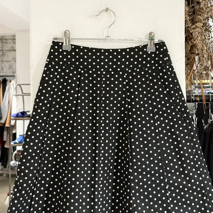 [BUNJANG] DKNY Black Dot A-Line Midi Skirt / dkny 블랙 도트 A라인 미디 스커트