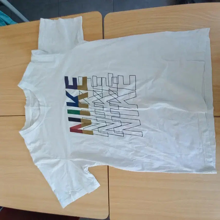 [BUNJANG] Nike White Graphic T-Shirt / 나이키 티셔츠 외