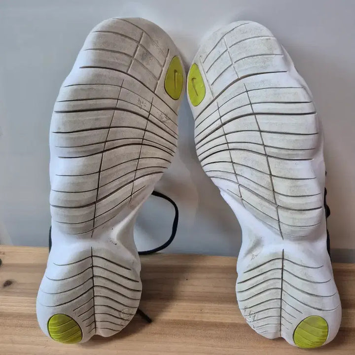 [BUNJANG] Nike Free Run Black Sneakers / 나이키 프리 런 블랙 운동화