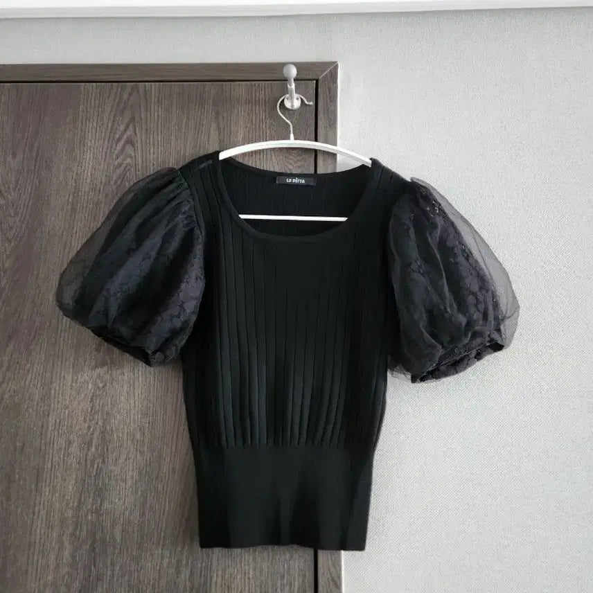 [BUNJANG] Le Pitta Lace Puff Sleeve Knit Blouse / 새상품급) 르피타 레이스 소매 니트 블라우스 F