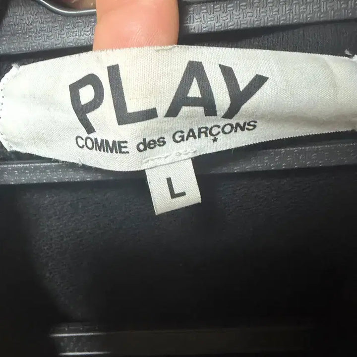 [BUNJANG] Comme des Garçons Play Black Zip-Up Hoodie L / 꼼데가르송 플레이 블랙 집업 후드티 L