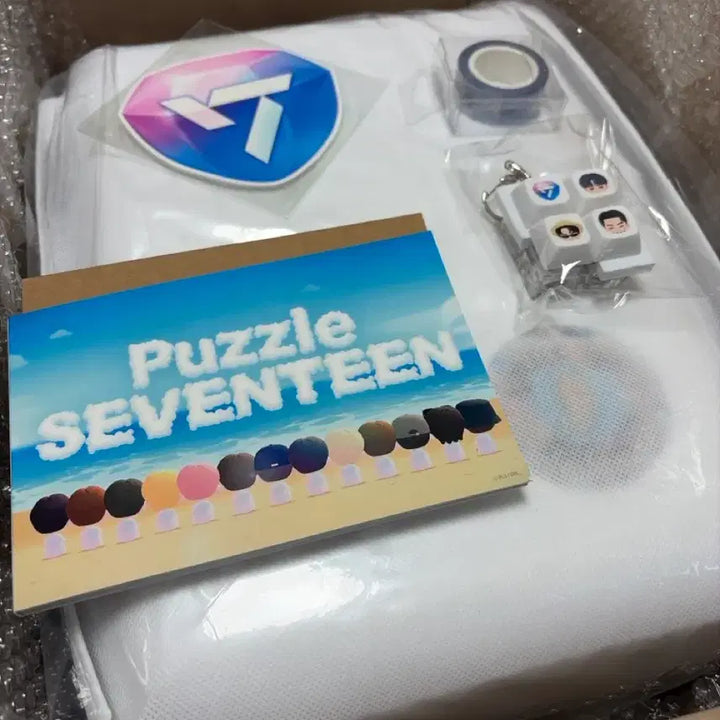 [BUNJANG] SEVENTEEN Dino 1st Anniversary Raffle Kit Puzzle / 디노 라이브 퍼즐세븐틴 1주년 경품키트