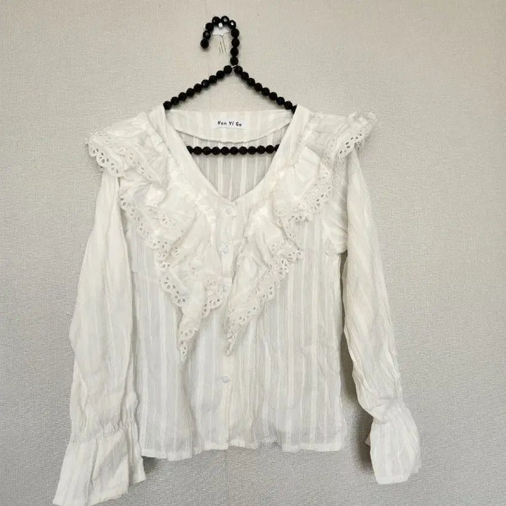 [BUNJANG] White Lace Blouse / 레이스 블라우스 화이트