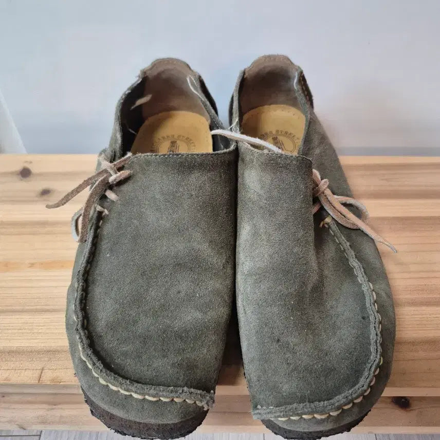 [BUNJANG] Clarks Suede Moccasins Shoes / 클락스 스웨이드 모카신 신발