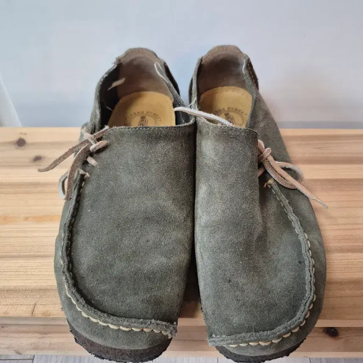 [BUNJANG] Clarks Suede Moccasins Shoes / 클락스 스웨이드 모카신 신발