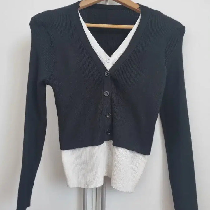 [BUNJANG] V-Neck Layered Cardigan / 레이어드 가디건