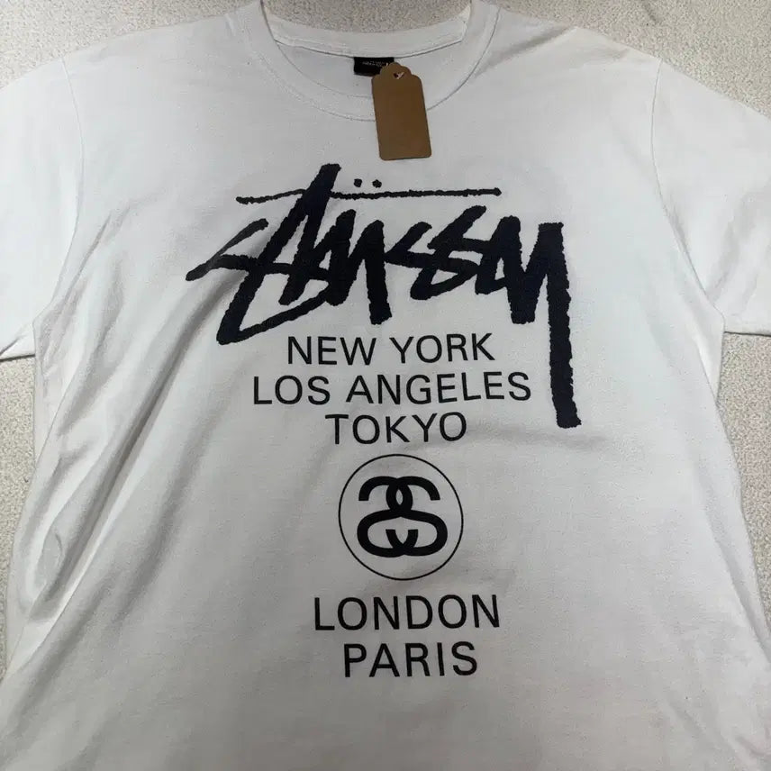 [BUNJANG] Stussy World Tour Cotton T-Shirt / 100 스투시월드투어 코튼 반팔티