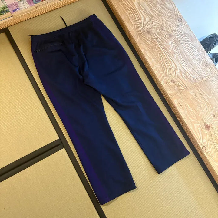 [BUNJANG] Needles Track Pants / 니들스 트랙 팬츠