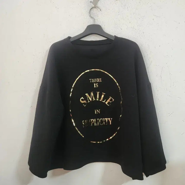 [BUNJANG] Smile Printing Black Sweatshirt T-Shirt / 스마일 프린팅 블랙 맨투맨 티셔츠