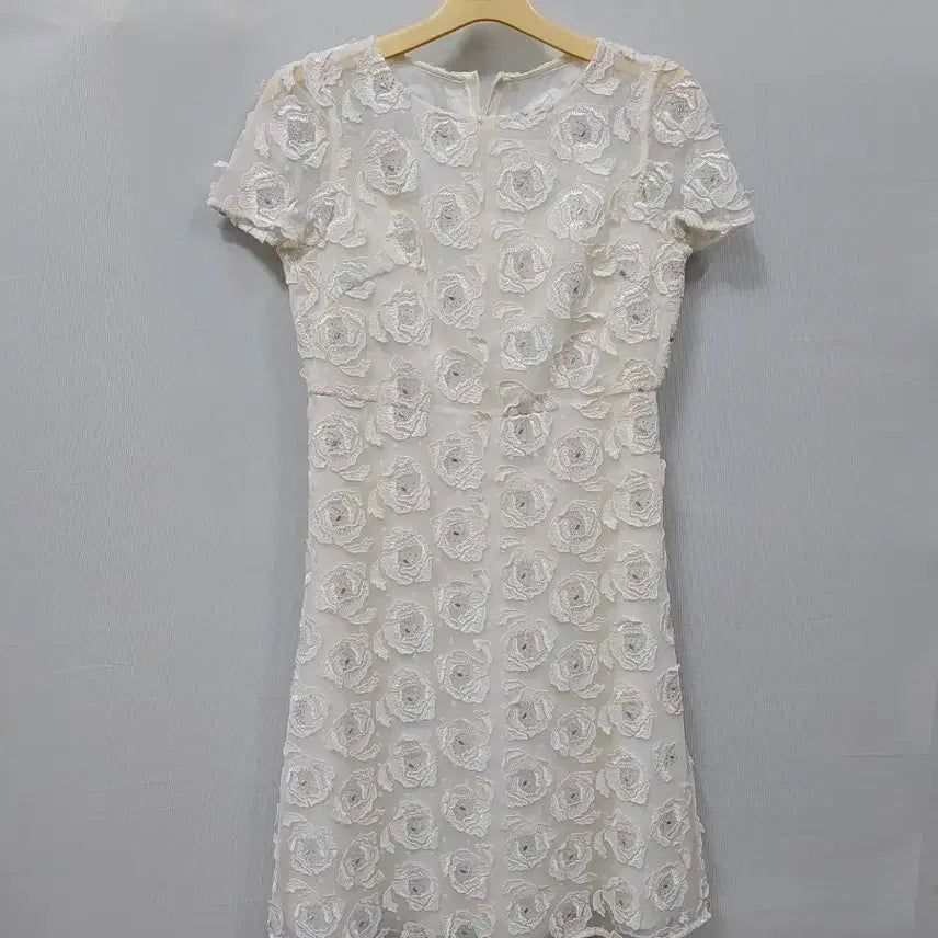[SOLD OUT] 레니본 플라워 자수 원피스 여성 55  90