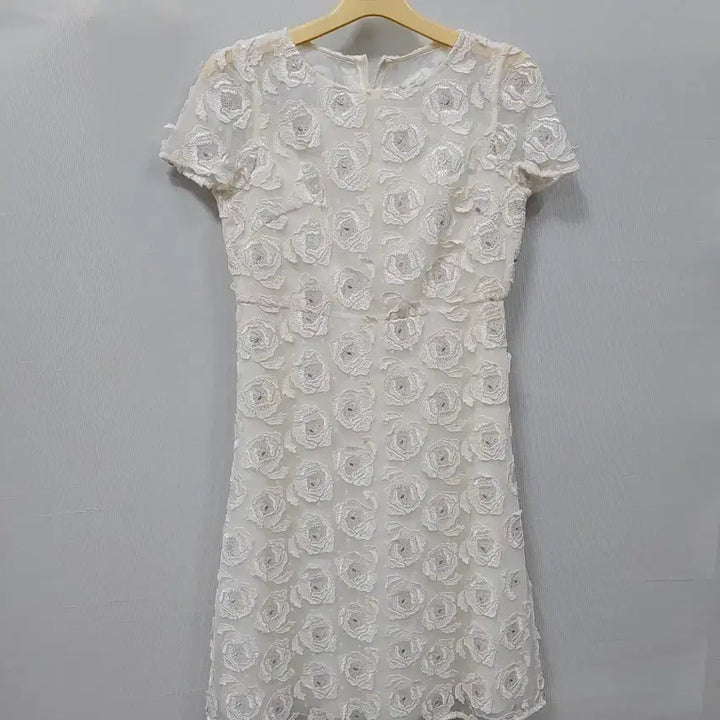 [SOLD OUT] 레니본 플라워 자수 원피스 여성 55  90