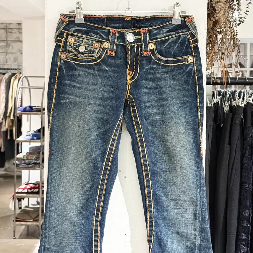 [BUNJANG] True Religion Joey Super T Low Semi Bootcut Denim Pants / 트루릴리전 조이 슈퍼 T 로우 중청 세미 부츠컷 데님 팬츠