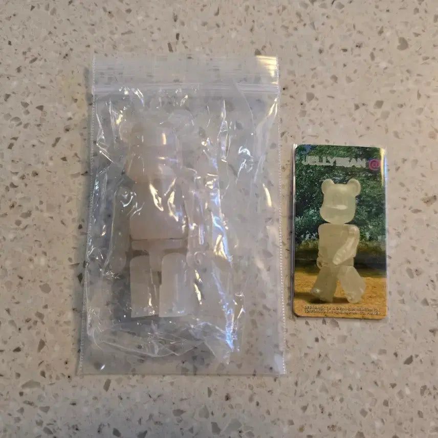[BUNJANG] Bearbrick Series 9 Jelly Bean Sealed (Card Included) / 베어브릭 9탄 젤리빈 미개봉 (카드 O)