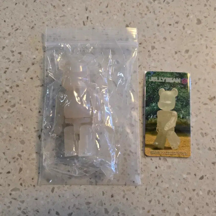 [BUNJANG] Bearbrick Series 9 Jelly Bean Sealed (Card Included) / 베어브릭 9탄 젤리빈 미개봉 (카드 O)