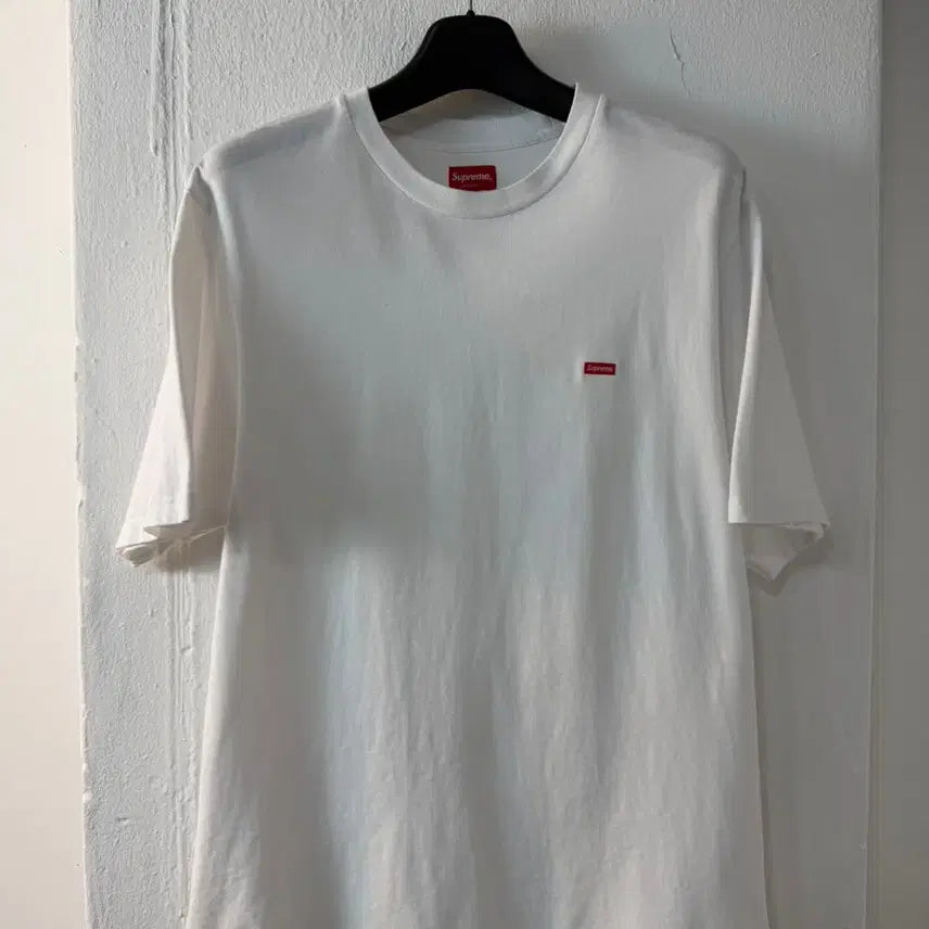[BUNJANG] Supreme Small Box Logo Short Sleeve T-Shirt / 슈프림 스몰 박스 로고 반팔 티셔츠