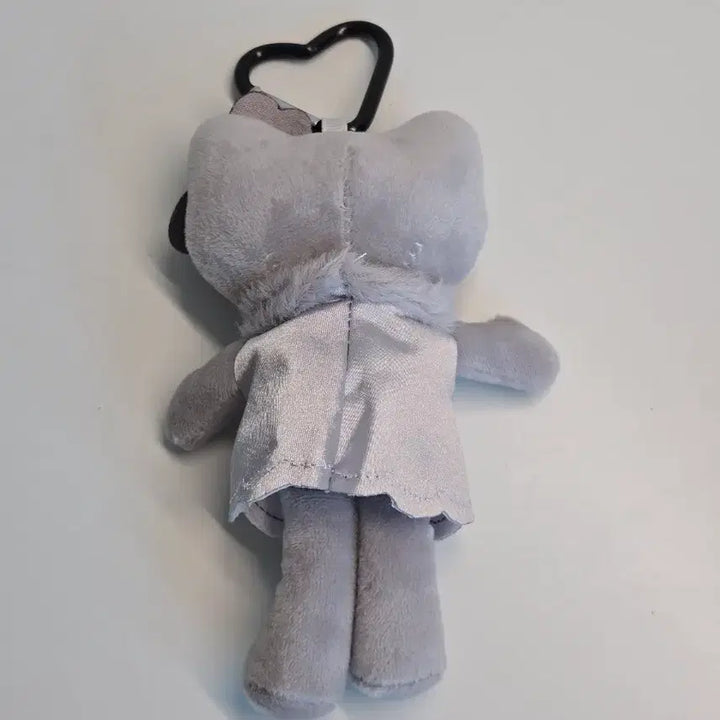 [BUNJANG] Hello Kitty Plush Keychain Grey / 헬로키티 인형 키링 그레이