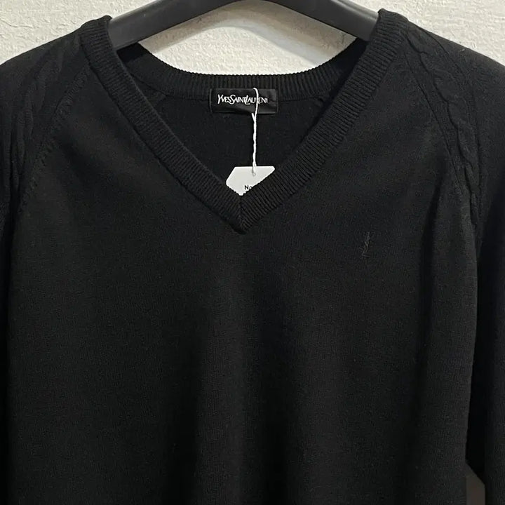 [BUNJANG] Saint Laurent V-Neck Knit (Wool, Size 100) / 입생로랑 브이넥 니트