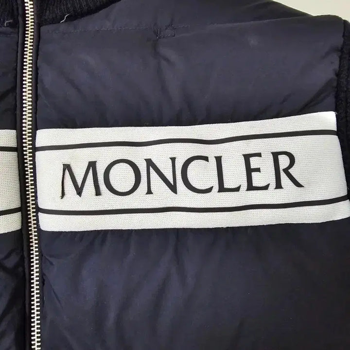 [SOLD OUT] 몽클레어 23SS 로고 니트 패딩(M/90~95/여성55반)