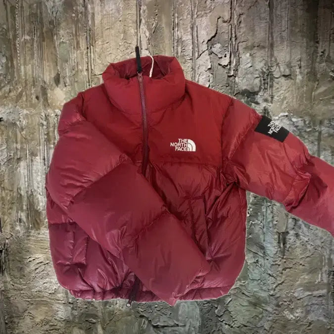 [SOLD OUT] 노스페이스 눕시 여성 숏패딩 레드