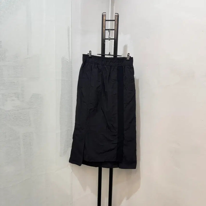 [BUNJANG] Bonispx Black Nylon Long Skirt / 보니스팍스 블랙 나일론 롱치마 롱스커트 밴딩치마 4499