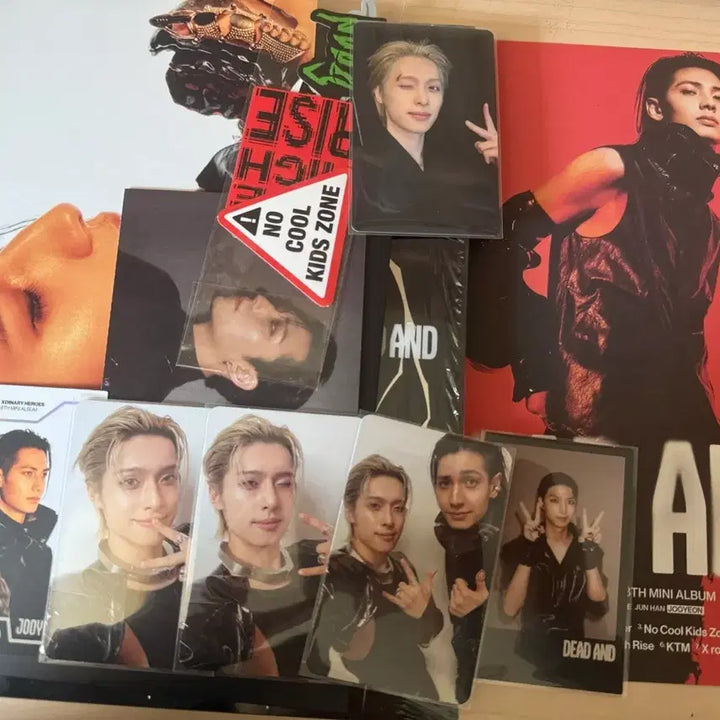 [BUNJANG] Xdinary Heroes Gaon Tower Records Shibuya Lucky Draw Photocard / 엑스디너리 히어로즈 가온 타워레코드 미공포 시부야 럭드 오프라인 포카