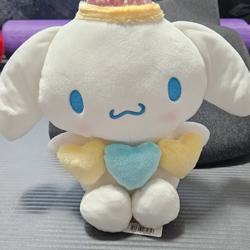 [BUNJANG] Sanrio Cinnamoroll Birthday Party Plush Doll / (새제품) 산리오 시나모롤 생일 파티 인형