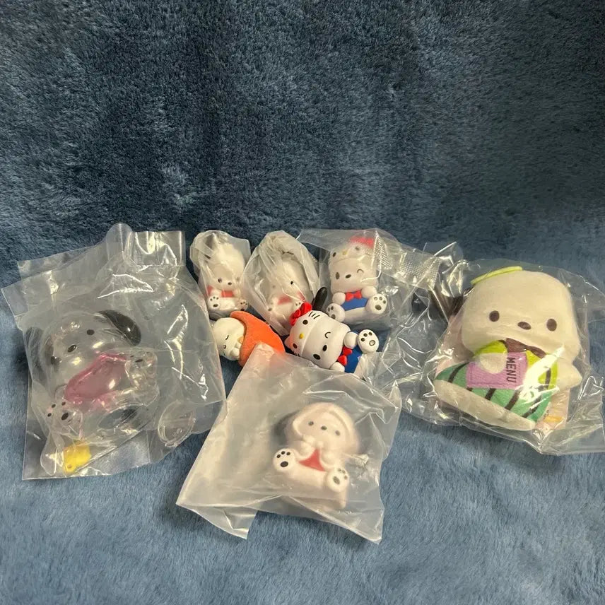 [BUNJANG] Sanrio Pochacco Gacha Figure Keychain Doll Goods Bundle Set / 산리오 포차코 가챠피규어키링인형 굿즈일괄