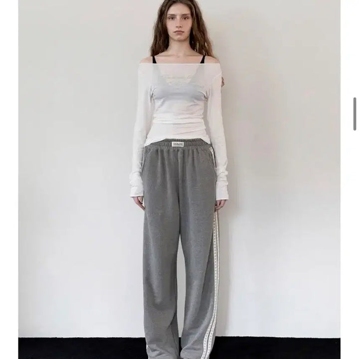 [BUNJANG] LAKCAKE Lace Line Two-Way Jogger Pants Grey XS / 락케이크 레이스 라인 투웨이 조거팬츠 그레이 xs