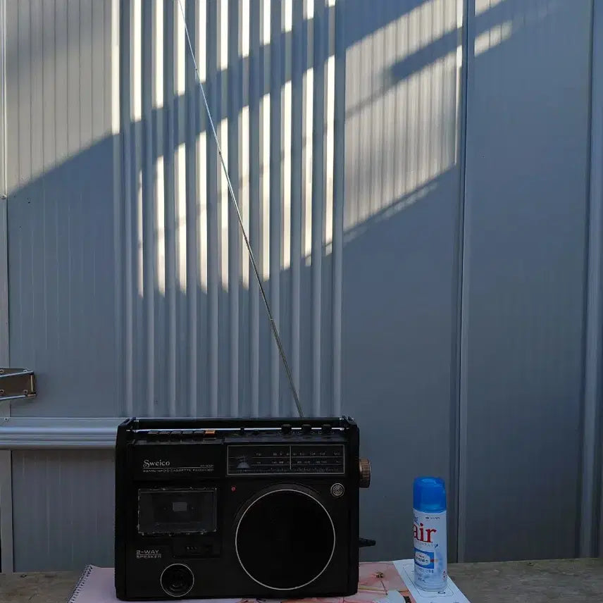 [BUNJANG] Vintage Radio AM/FM Cassette Player 2-Way Speaker / 사진 데로입니다 근대사.박물관 준비하실분 수집가용