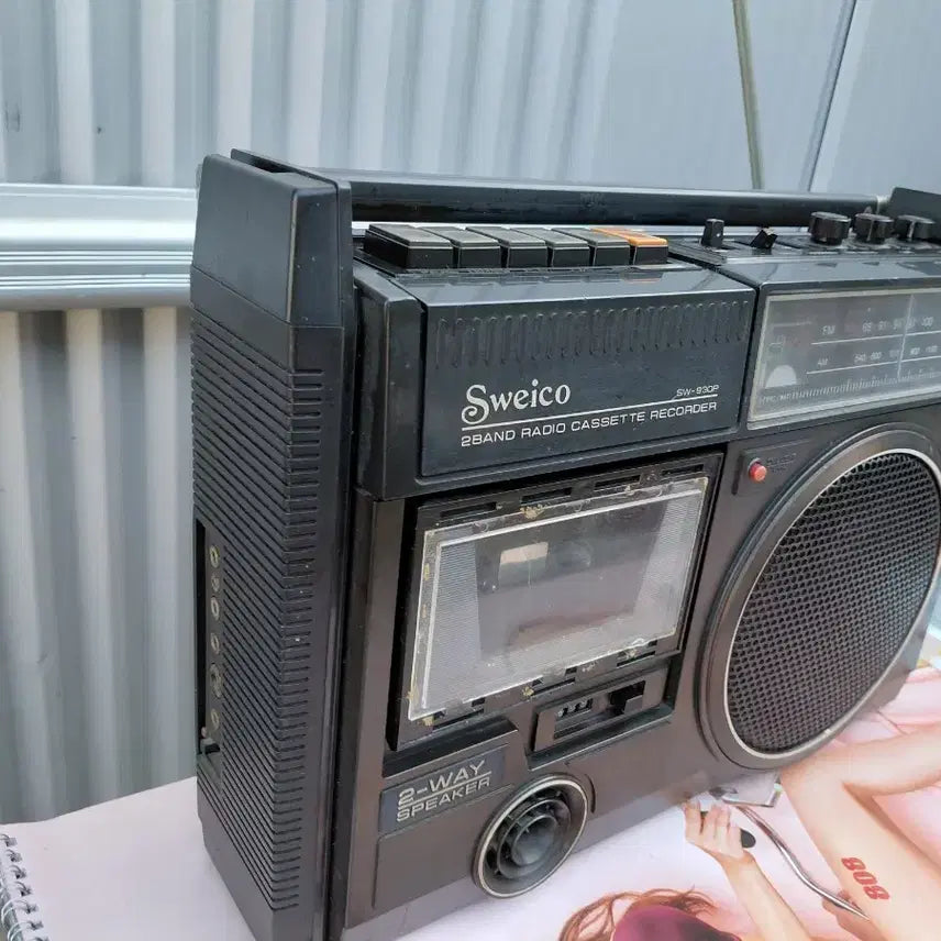 [BUNJANG] Vintage Radio AM/FM Cassette Player 2-Way Speaker / 사진 데로입니다 근대사.박물관 준비하실분 수집가용