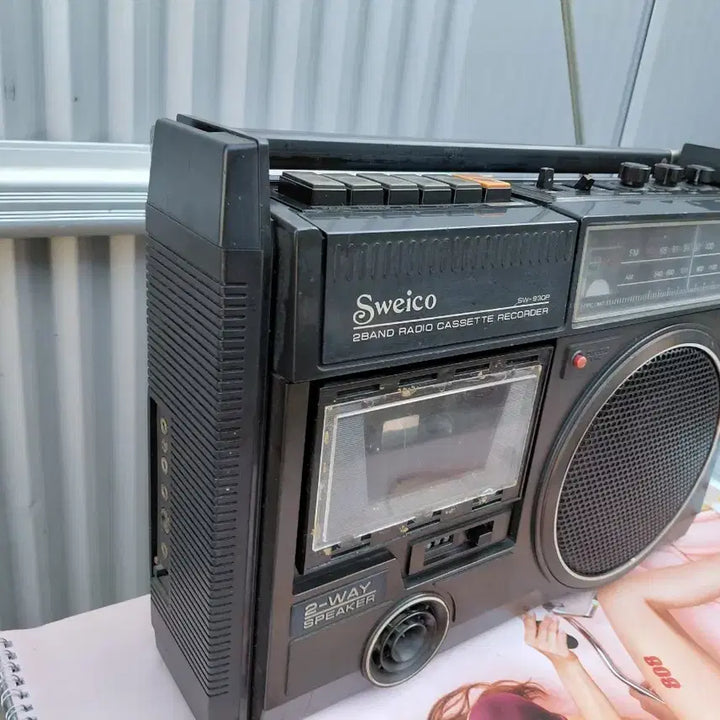[BUNJANG] Vintage Radio AM/FM Cassette Player 2-Way Speaker / 사진 데로입니다 근대사.박물관 준비하실분 수집가용