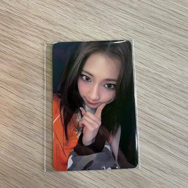 [BUNJANG] BABYMONSTER RUKA Photocard (Popup Dance MD) / 베이비몬스터 루카 춤 팝업 특전 포카