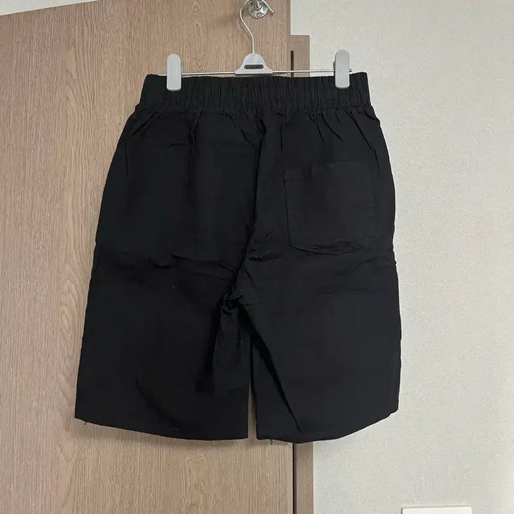 [BUNJANG] Black Banding Shorts / 밴딩 검정 반바지 free