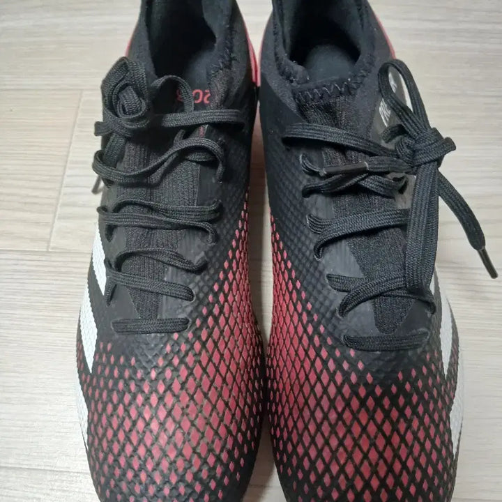 [BUNJANG] Adidas Predator 20.3 Futsal Shoes Size 255 / 아디다스프레데타20.3