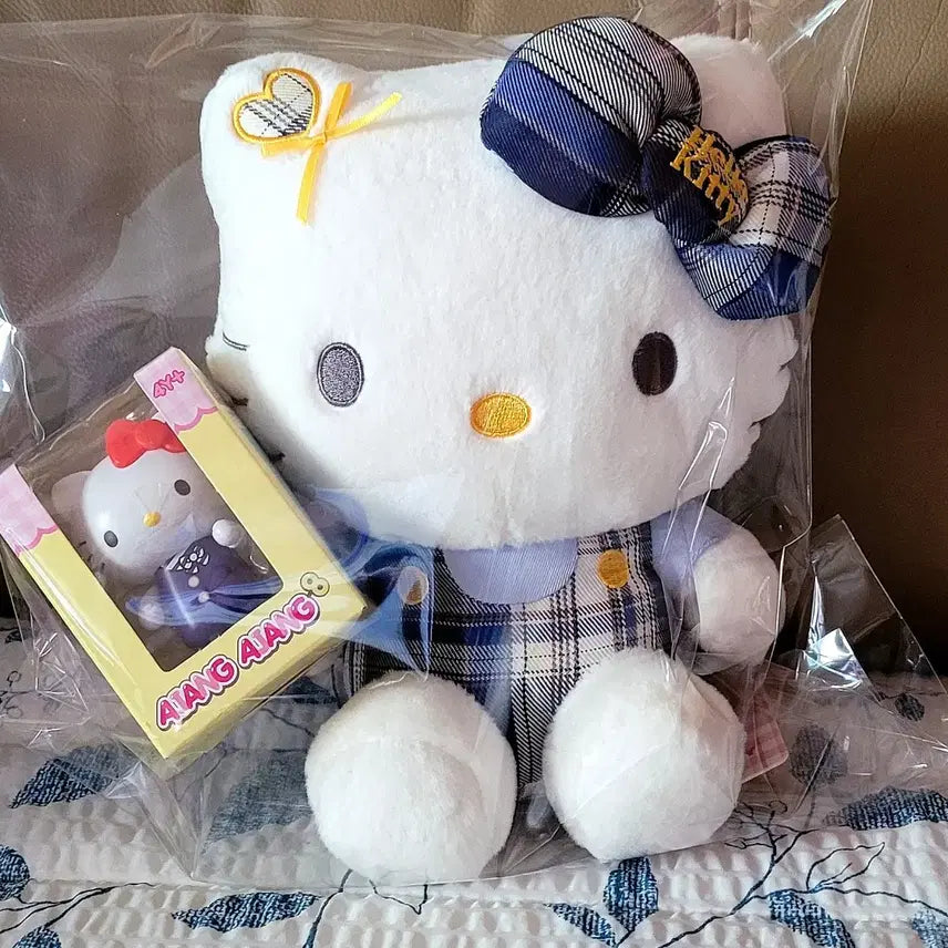 [BUNJANG] Sanrio Official Hello Kitty 25cm Plush Toy / Wind-up Figure / 산리오 정품 헬로키티 25cm인형/키티 태엽 피규어(새상품)