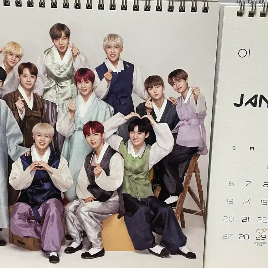 [BUNJANG] Wanna One 2017 Calendar Group Puzzle / 워너원 달력 단체 퍼즐