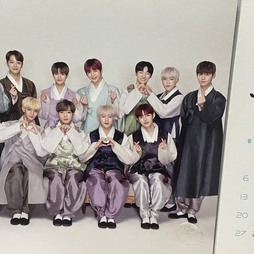 [BUNJANG] Wanna One 2017 Calendar Group Puzzle / 워너원 달력 단체 퍼즐