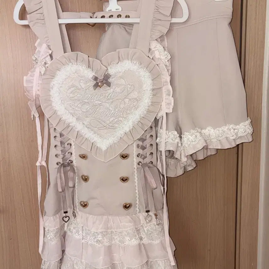 [BUNJANG] Lizlisa Heart Apron Setup Pink / 리즈리사 하트 에이프런 셋업 핑크