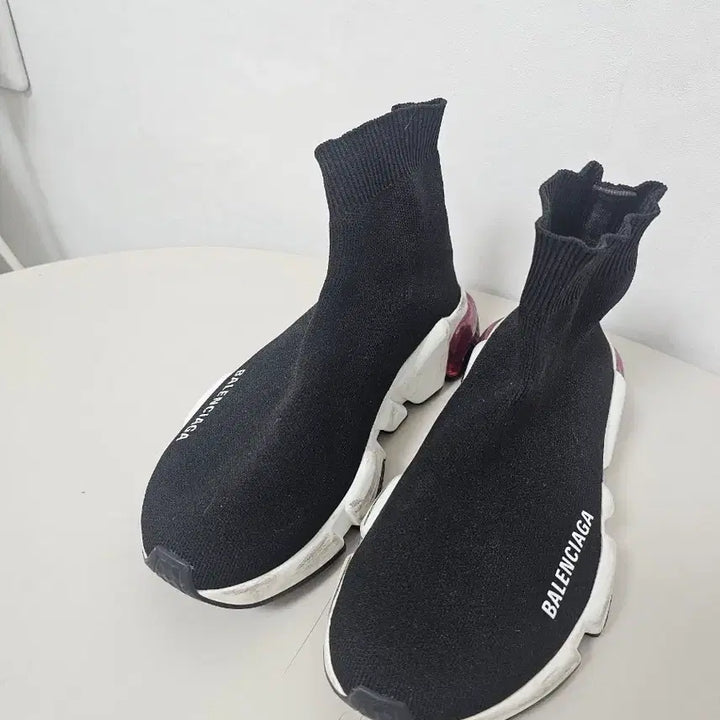 [BUNJANG] Balenciaga Speed Runner Black 225 / 발렌시아가 스피드러너 블랙 225