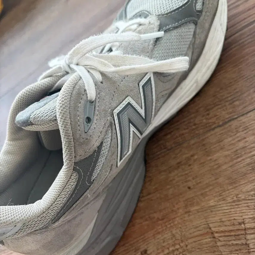 [BUNJANG] New Balance 990v3 Grey / 뉴발란스 990 v3 그레이 260