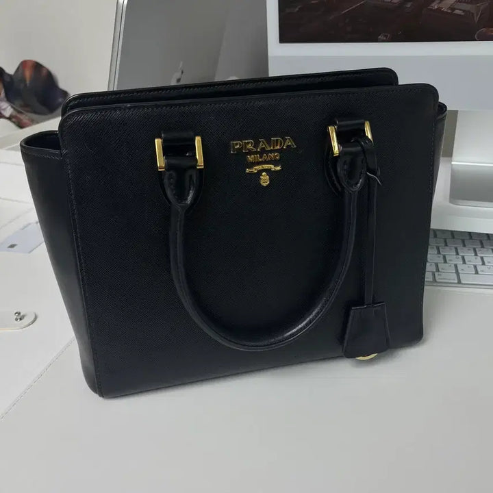 [BUNJANG] Prada Saffiano Black Tote Bag / Crossbody Bag / 프라다 사피아노 블랙 토트백 / 크로스백 /