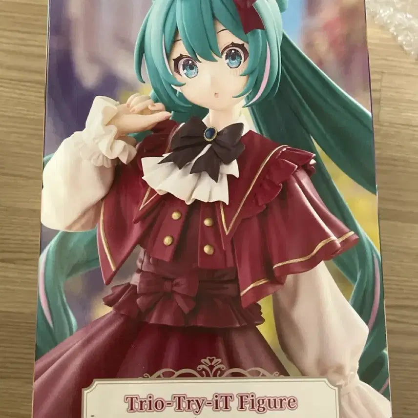 [BUNJANG] Hatsune Miku Classical Retro Figure / 하츠네 미쿠 클래시컬 레트로 피규어