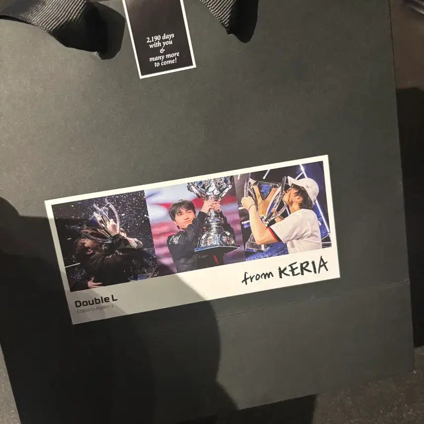 [SOLD OUT] T1 티원 케리아 keria 6주년 역조공 포카 달력 엽서 쿠키 키캡키링