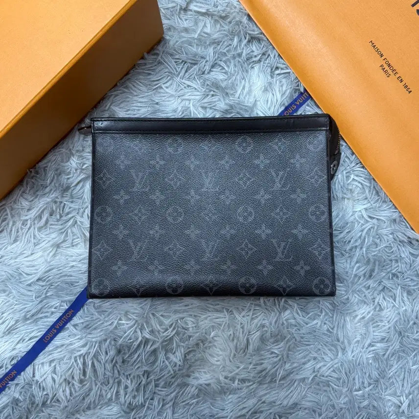 [BUNJANG] Louis Vuitton Pochette Voyage Clutch MM / 루이비통 포쉐트 보야주 클러치 MM