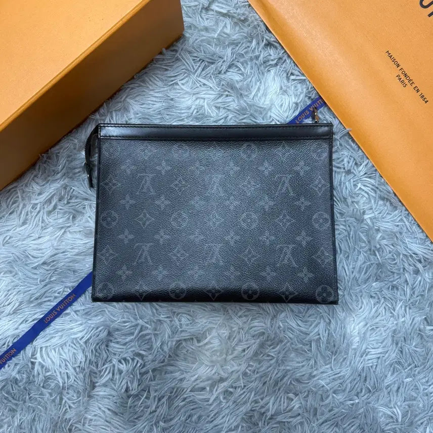 [BUNJANG] Louis Vuitton Pochette Voyage Clutch MM / 루이비통 포쉐트 보야주 클러치 MM